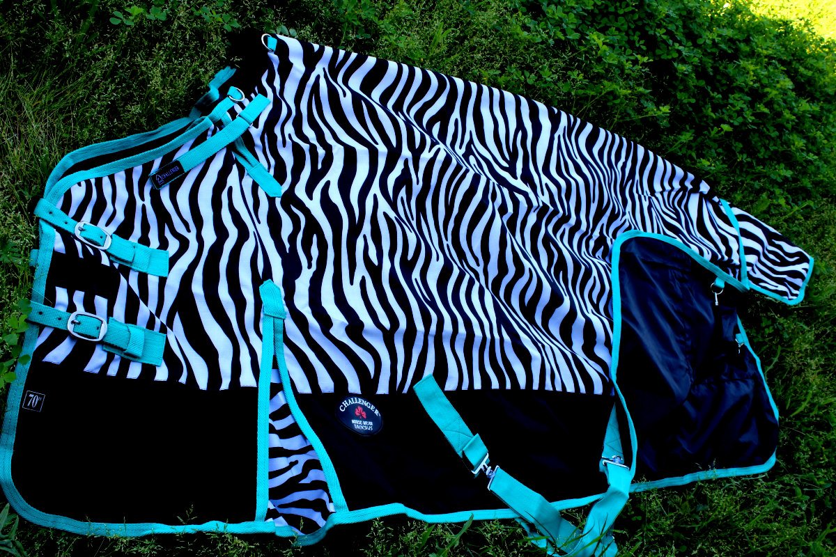 78 1000D luz de hoja de Caballo Participación Impermeable Invierno Manta Zebra 220G 78 1000D luz de hoja de Caballo Participación Impermeable Invierno Manta Zebra 220G