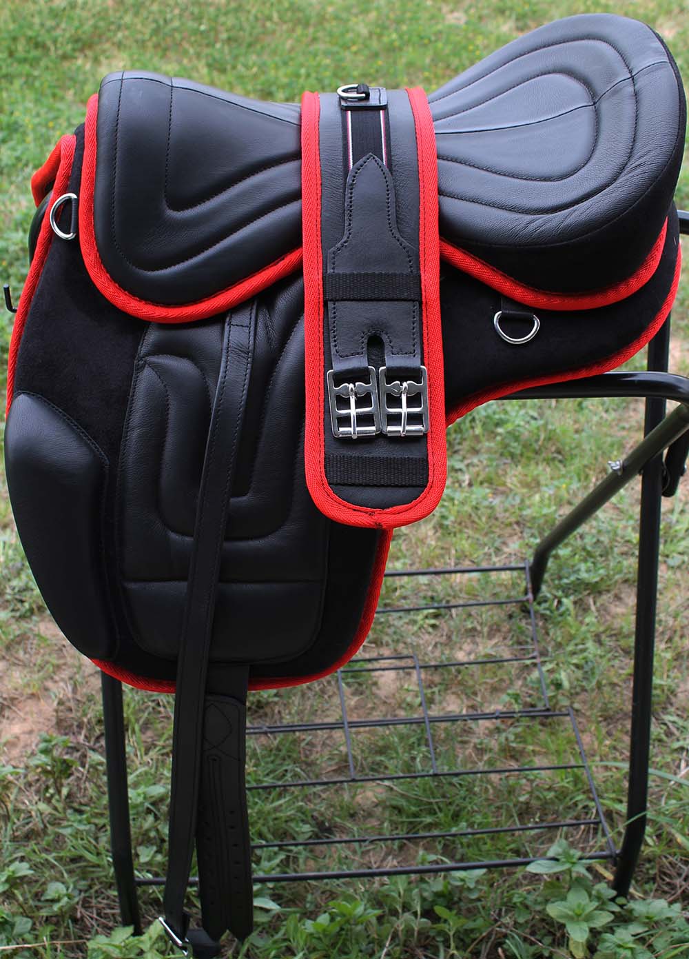 English ProRider Horse Synthetic Treeless Saddle Stirrups Straps
