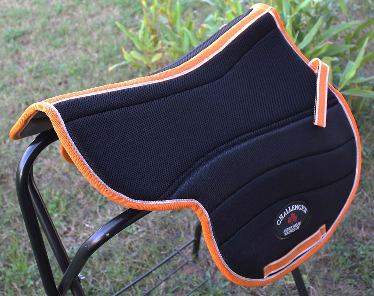 Horse Trail ENGLISH Half SADDLE PAD Anti slip Neoprene Memory Foam Gel