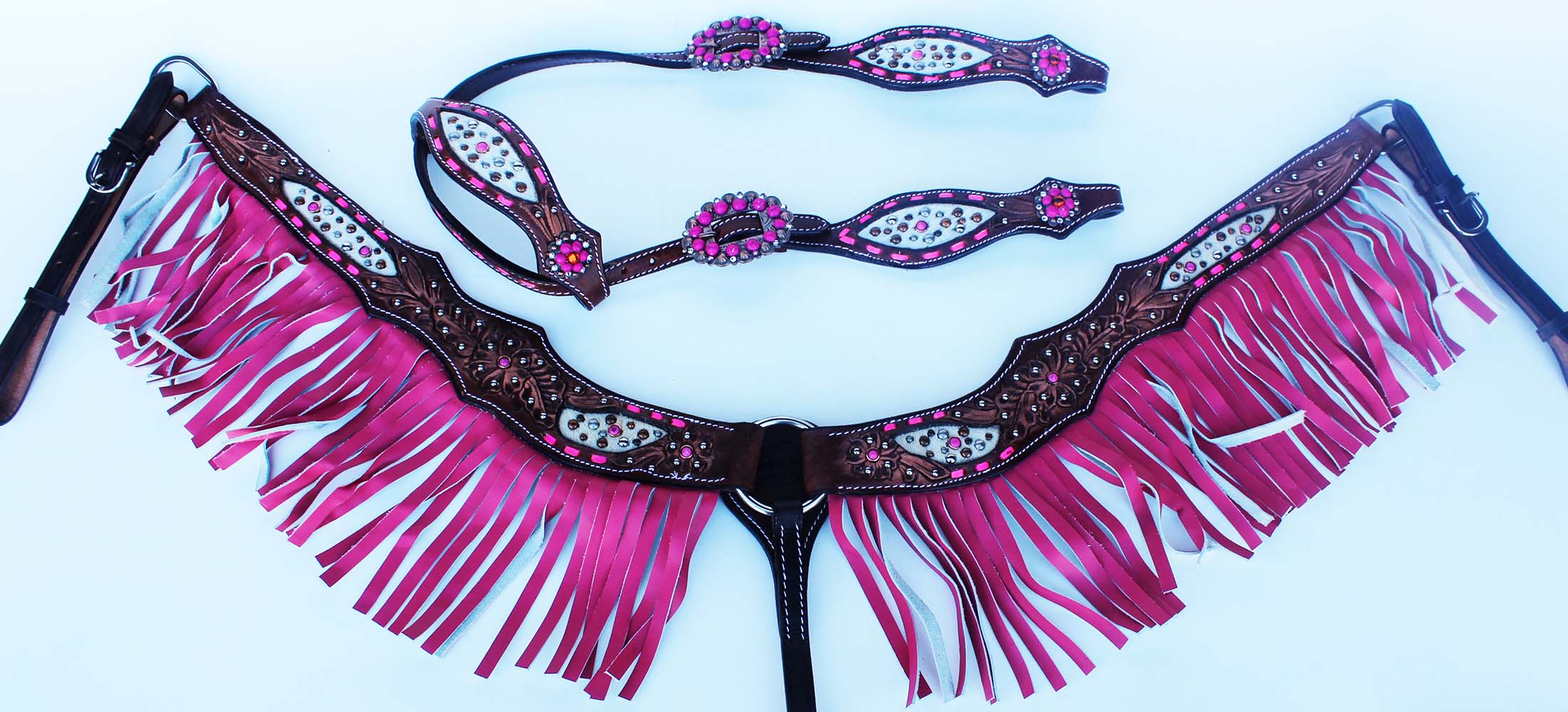 pink breast collar Pink breast collar